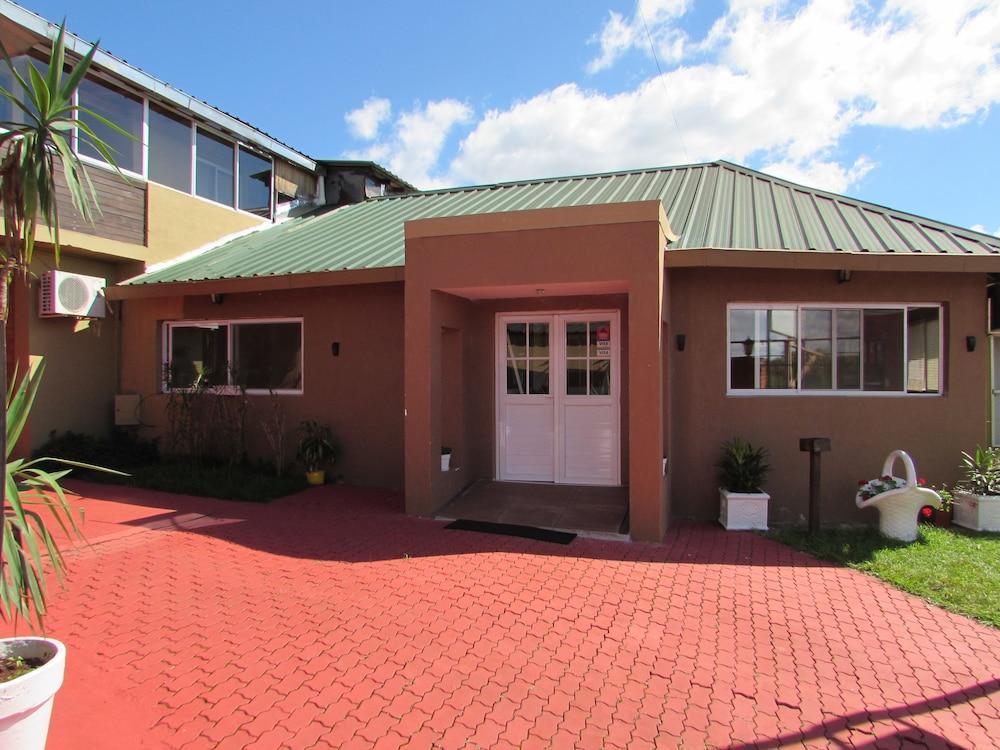 Altos Del Iguazu Hotel Puerto Iguazú Kültér fotó