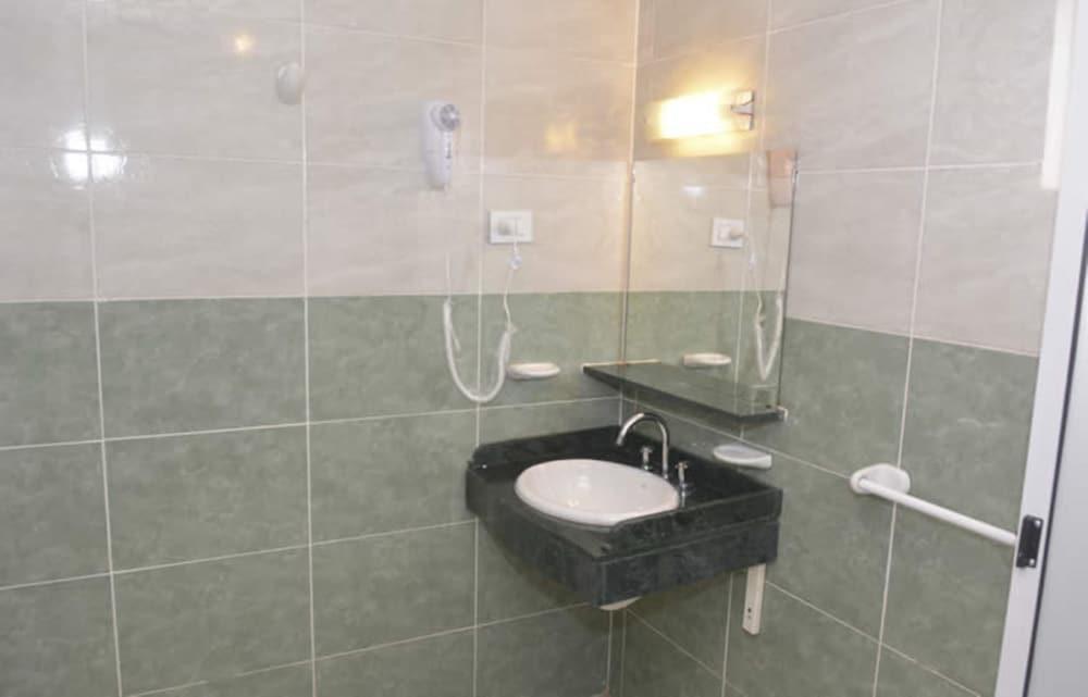 Altos Del Iguazu Hotel Puerto Iguazú Kültér fotó